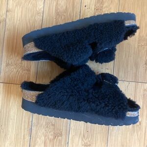 NEW Big Buckle Shearling